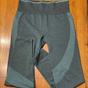 PINK Victoria's Secret Green Leggings